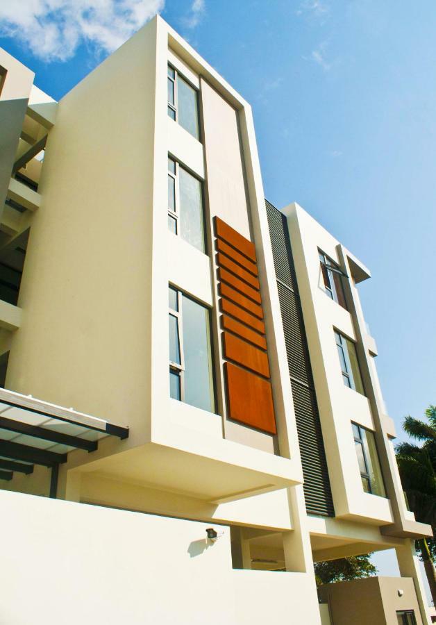103, Ebene Square Apartment